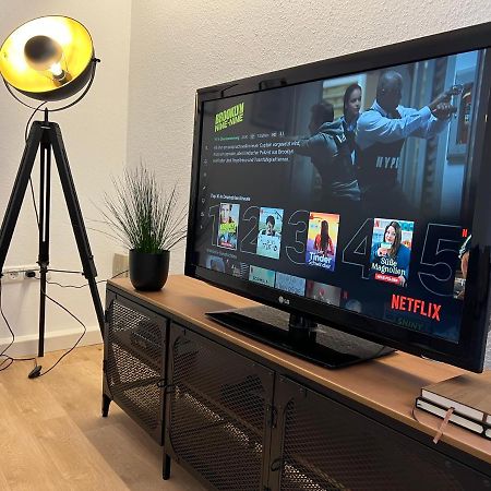 Modernes Haus Fuer 7 Gaeste 90M2 Tv Netflix Wlan Momlingen Exterior photo